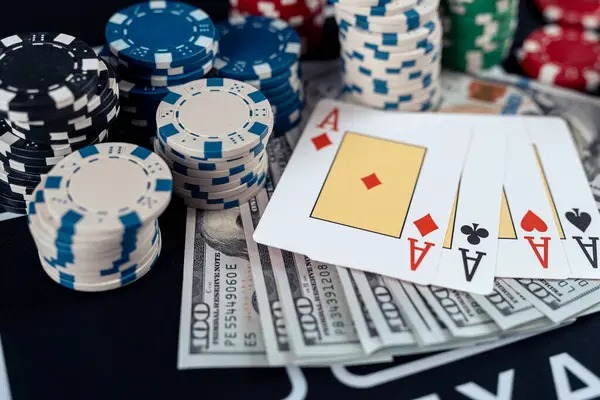 jualtoto togel mobile app interface showing live dealer table and sportsbook markets